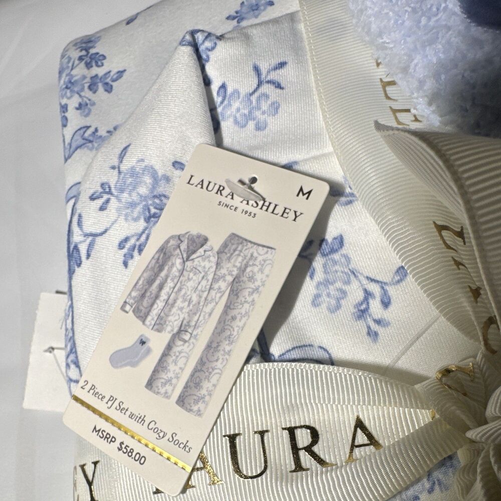 Laura Ashley Women’s Pajama Set M Blue/White Floral Collared Bow L/S blue white